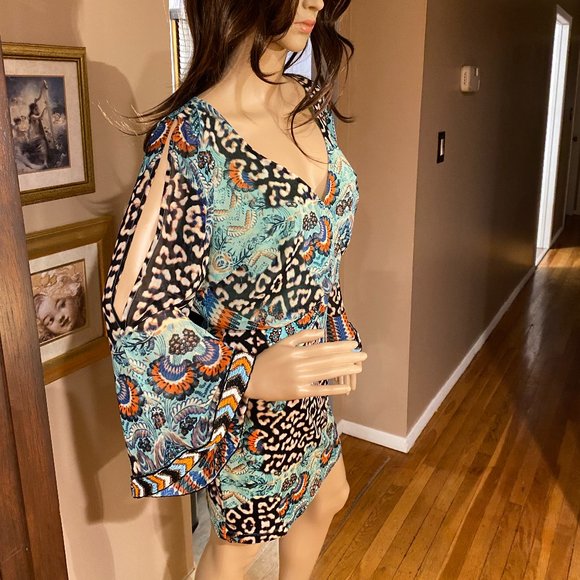 BEBE Beaded Cold Shoulder Mini Dress SZ S - Picture 2 of 10